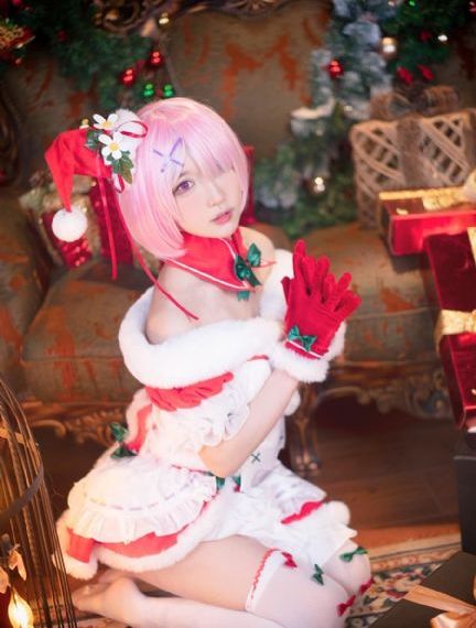 年轻的小婊2中文版