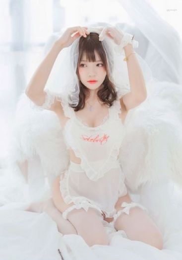 嫩草黄色影院